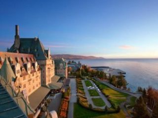 fairmont-le-manoir-richelieu-vue-sur-le-fleuve-300x225.jpg