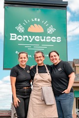    Les Bonyeuses